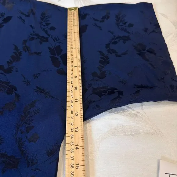 Chico's Women's Size 2 (12-14) Navy Blue Jacquard Dolman Sleeve‎ Top Rayon - Picture 4 of 9